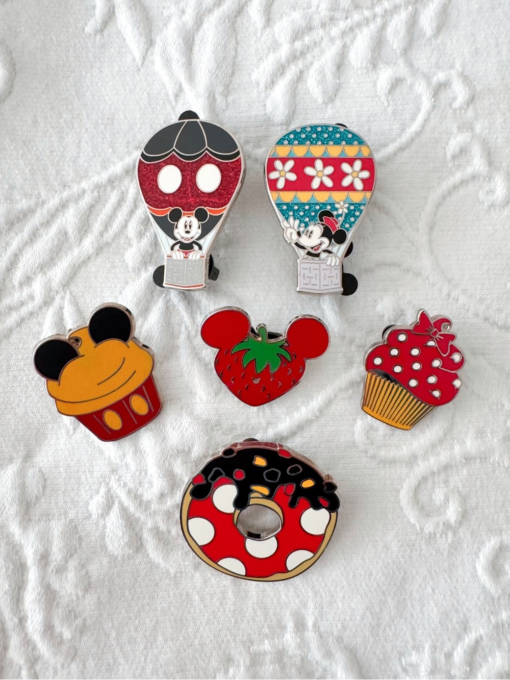 disney 6 pin lot mickey minnie cupcake donut hot air balloon strawberry